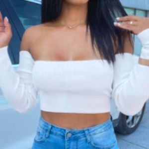 Off the shoulder rib knit regular sleeve white sweater